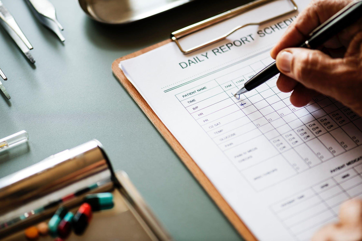 What Symptoms are Associated with Stage III COPD?-TTLIFE OXYGEN CONCENTRATOR